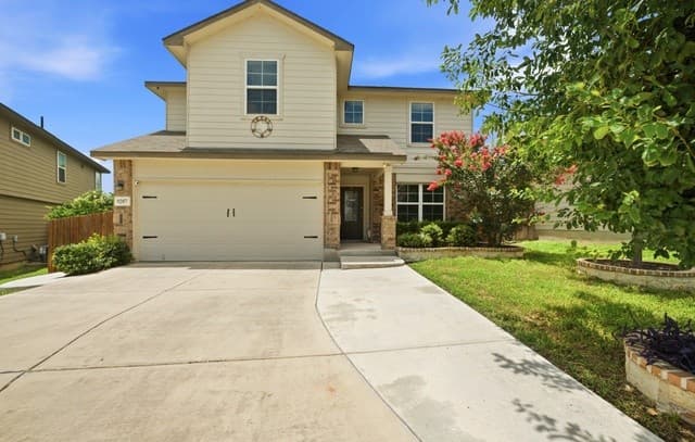 5-bedroom home for sale at 9207 Savoy Sands in San Antonio TX