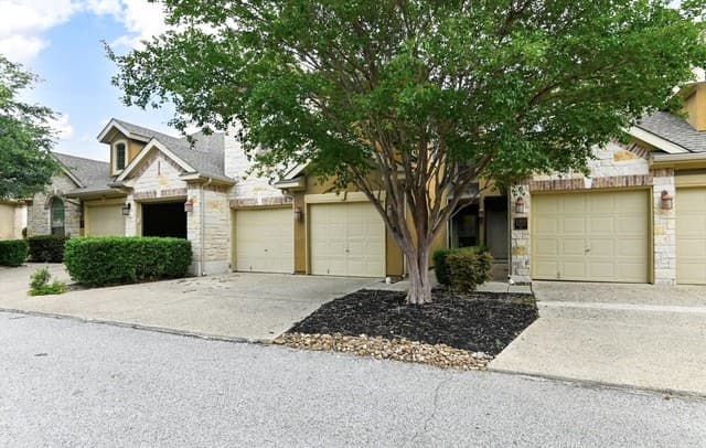 3-bedroom home for sale at 8250 Cruiseship Bay Unit UNIT 1102 in San Antonio TX