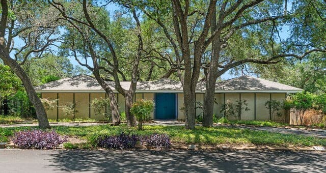 3-bedroom home for sale at 279 Rockhill Dr in San Antonio TX