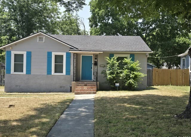 3-bedroom rental at 122 Leming in San Antonio TX