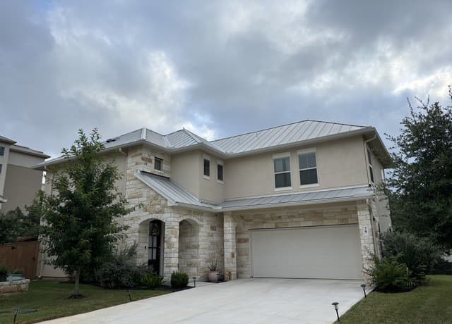 3-bedroom rental at 79 Carefree Ct in San Antonio TX