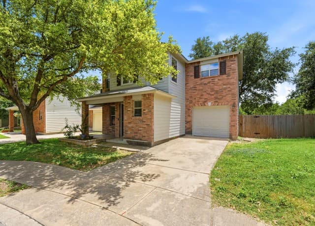 3-bedroom rental at 26 Beacon Bay in San Antonio TX