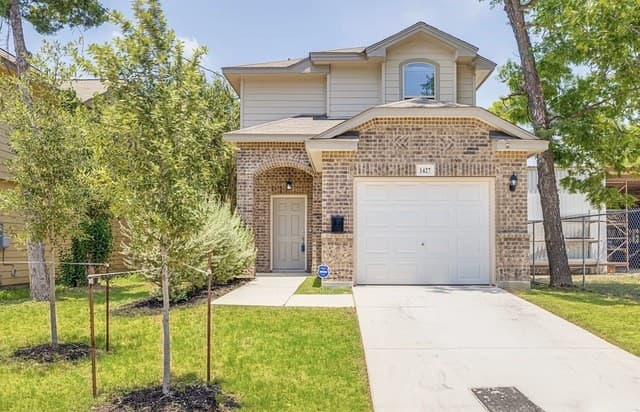 3-bedroom rental at 1427 Denver Blvd in San Antonio TX