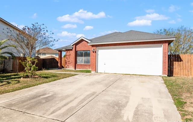3-bedroom rental at 5015 Shara Mist in San Antonio TX