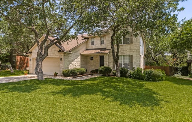 4-bedroom home for sale at 711 Turtle Hl in San Antonio TX