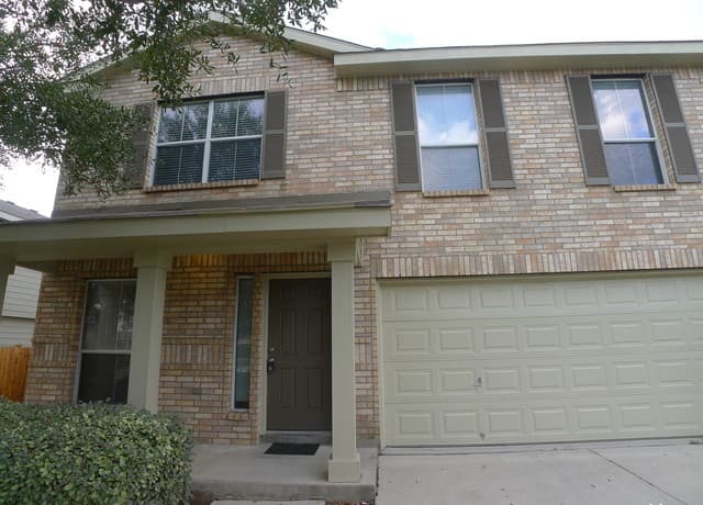4-bedroom rental at 8915 Scarlet Crk in Universal City TX