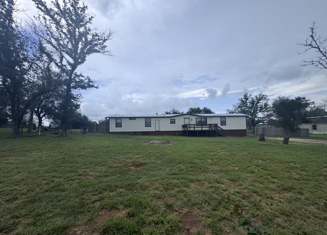3-bedroom rental at 148 Hickory Hill Dr in La Vernia TX