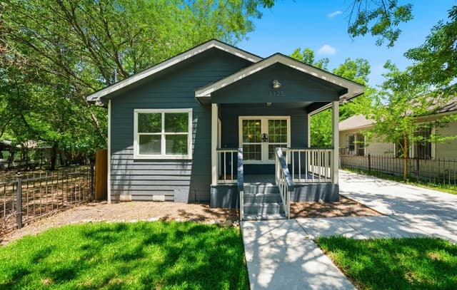 3-bedroom rental at 1125 Delaware St in San Antonio TX
