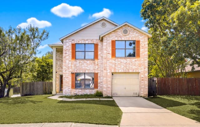 4-bedroom rental at 13922 Villa Camino in San Antonio TX