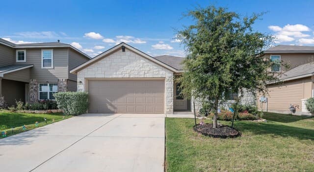 4-bedroom rental at 4835 Swing Arc Way in San Antonio TX
