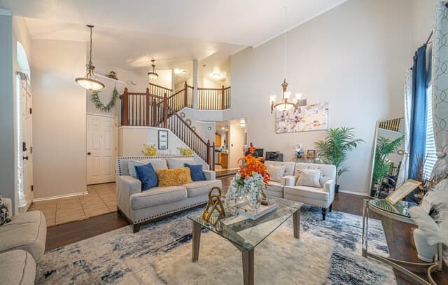 5-bedroom rental at 9610 Mediator Pass in Converse TX
