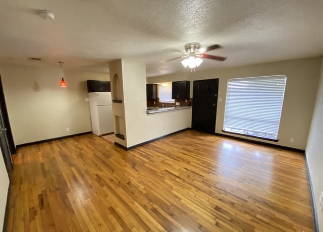 1-bedroom rental at 211 Natalen Ave Unit 205 in San Antonio TX