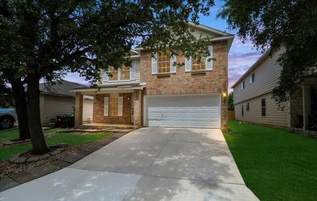 4-bedroom home for sale at 7827 Oakdale Park in San Antonio TX