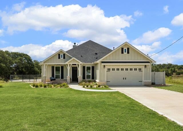 4-bedroom home for sale at 109 Serapia Garza in Blanco TX