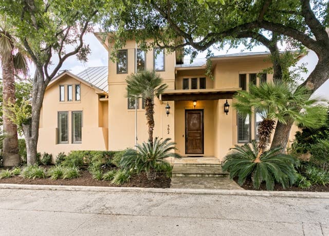 3-bedroom home for sale at 502 Sheraton Dr in San Antonio TX