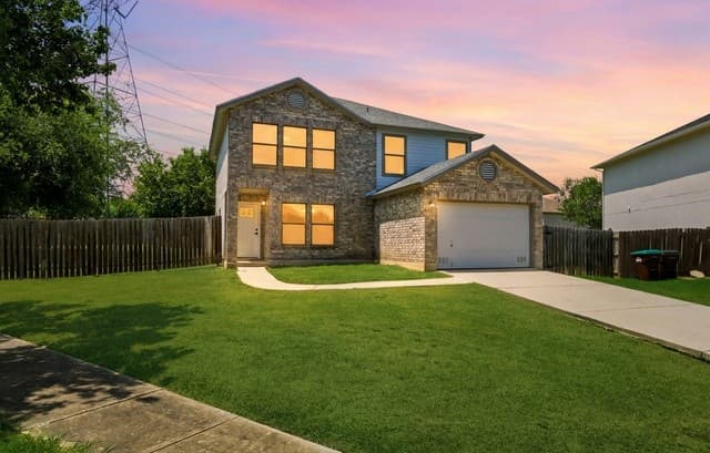 3-bedroom home for sale at 8027 Walnut Bank in San Antonio TX