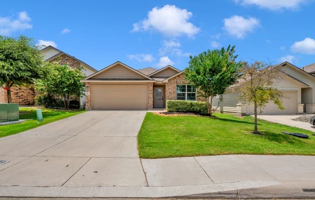 4-bedroom rental at 1007 House Sparrow in San Antonio TX