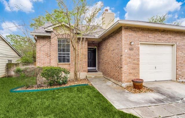 2-bedroom rental at 133 Whisper Way in Boerne TX