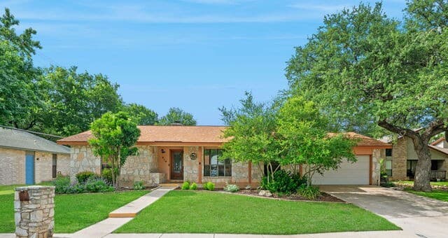 3-bedroom home for sale at 914 Arizona Ash in San Antonio TX