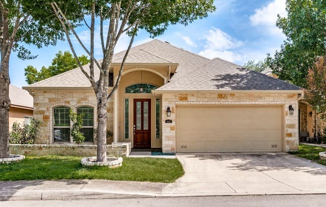 5-bedroom home for sale at 8422 Avalon Star in San Antonio TX