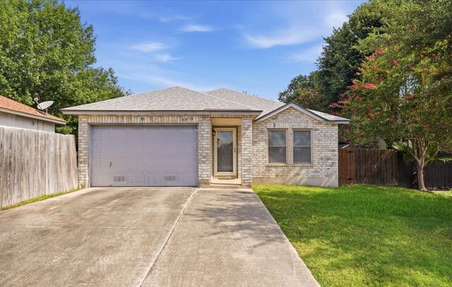 3-bedroom home for sale at 6819 Honeyridge Ln in San Antonio TX