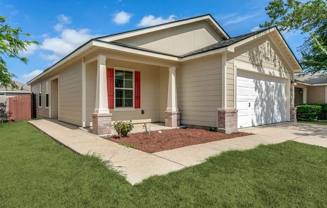 3-bedroom home for sale at 8819 Mission Brk in San Antonio TX