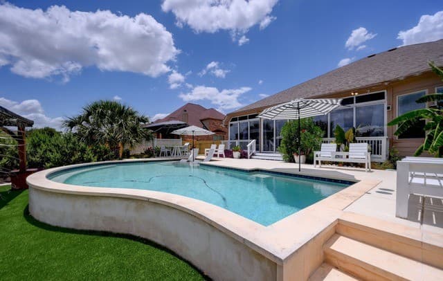 4-bedroom home for sale at 10314 Ivy Horn in Schertz TX