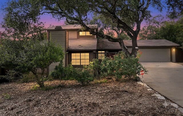 3-bedroom home for sale at 11206 Blue Waters in Helotes TX